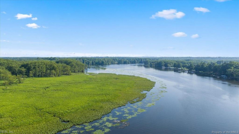 Photo 40 of 49 residential for sale in New Kent County virginia