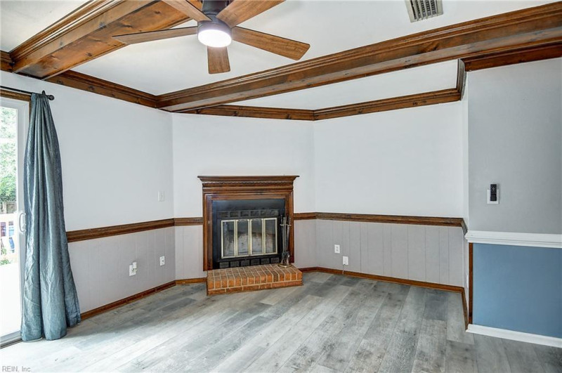 Photo 23 of 41 residential for sale in Chesapeake virginia