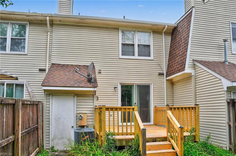 Photo 36 of 41 residential for sale in Chesapeake virginia