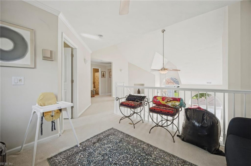 Photo 14 of 44 residential for sale in Virginia Beach virginia