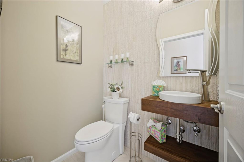 Photo 27 of 44 residential for sale in Virginia Beach virginia