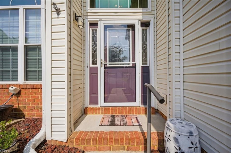 Photo 3 of 44 residential for sale in Virginia Beach virginia