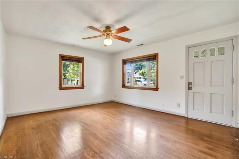 Photo 4 of 40 residential for sale in Norfolk virginia Photo 4 of 40 residential for sale in Norfolk virginia