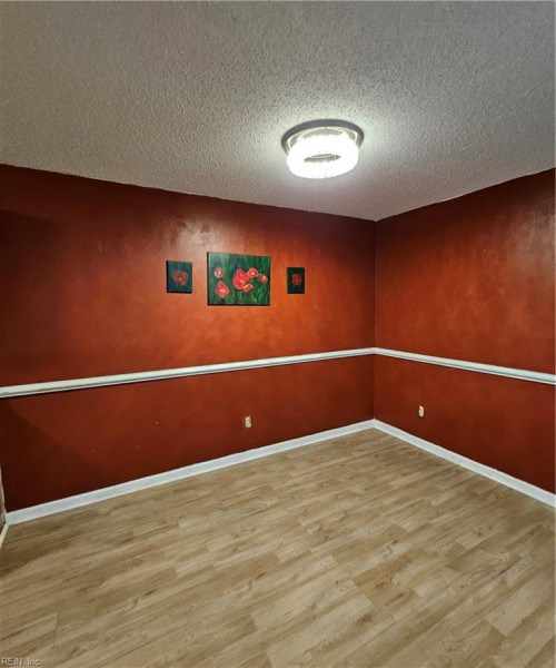 Photo 6 of 15 residential for sale in Chesapeake virginia Photo 6 of 15 residential for sale in Chesapeake virginia