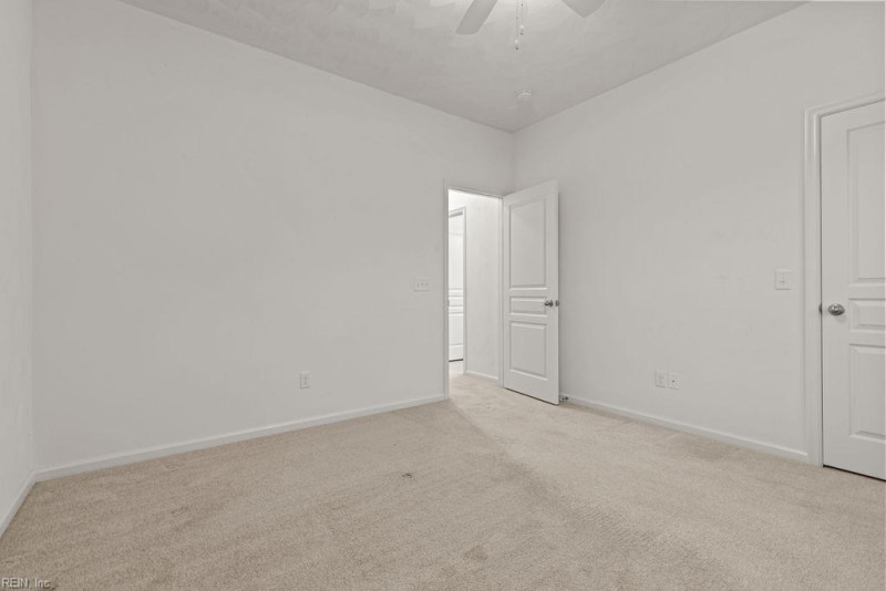 Photo 20 of 46 residential for sale in Suffolk virginia