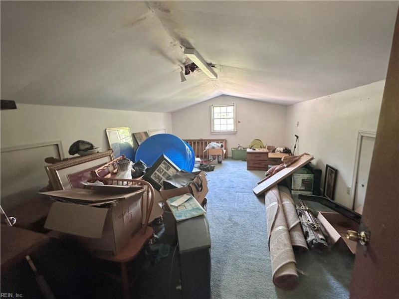 Photo 22 of 24 residential for sale in York County virginia