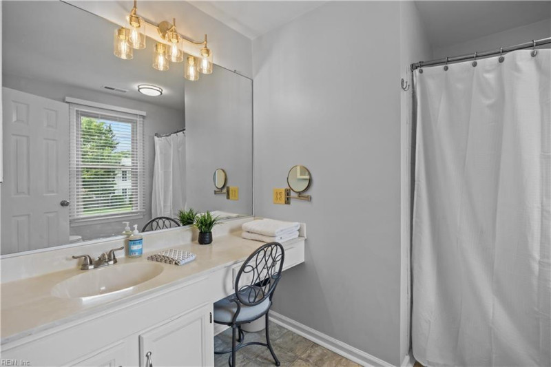 Photo 19 of 30 residential for sale in Virginia Beach virginia