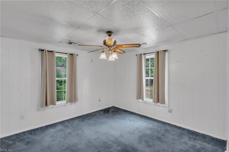 Photo 30 of 40 residential for sale in Chesapeake virginia Photo 30 of 40 residential for sale in Chesapeake virginia
