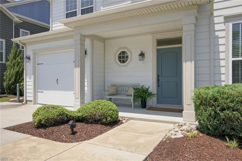 Photo 3 of 50 residential for sale in Chesapeake virginia Photo 3 of 50 residential for sale in Chesapeake virginia