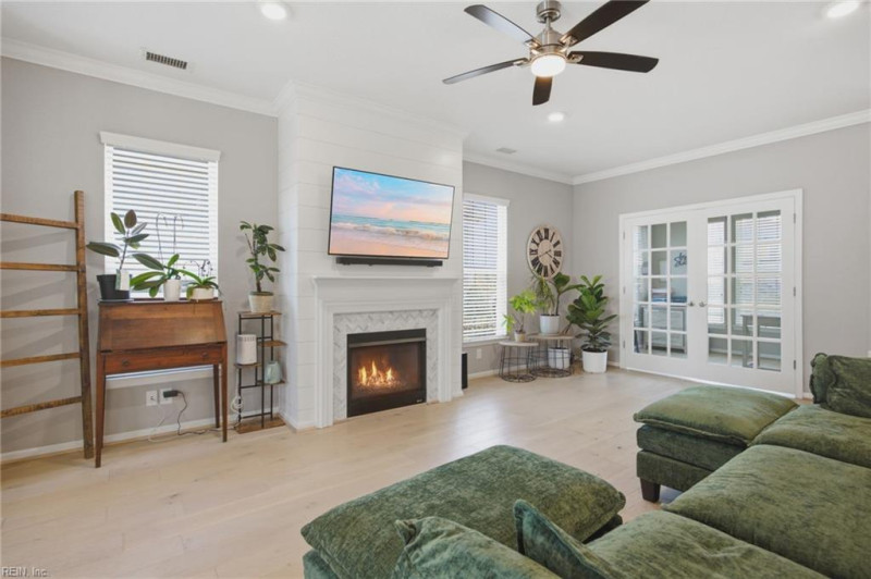 Photo 9 of 50 residential for sale in Chesapeake virginia Photo 9 of 50 residential for sale in Chesapeake virginia