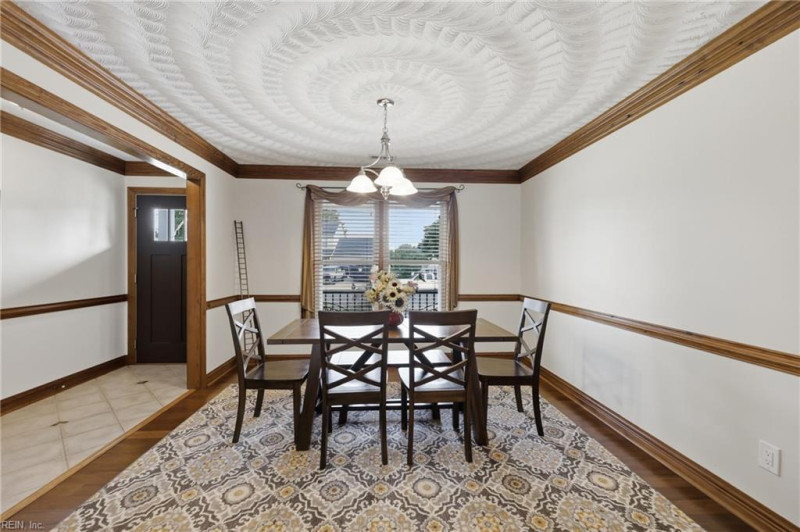 Photo 19 of 49 residential for sale in Chesapeake virginia
