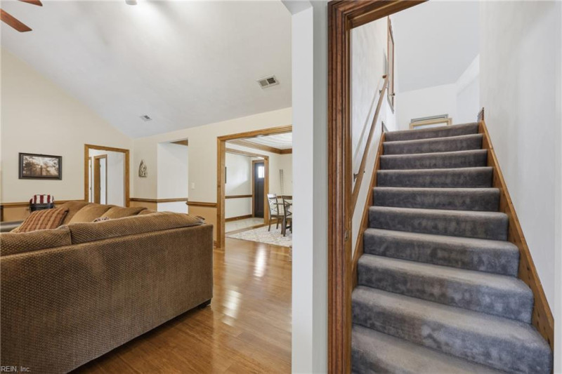 Photo 24 of 49 residential for sale in Chesapeake virginia
