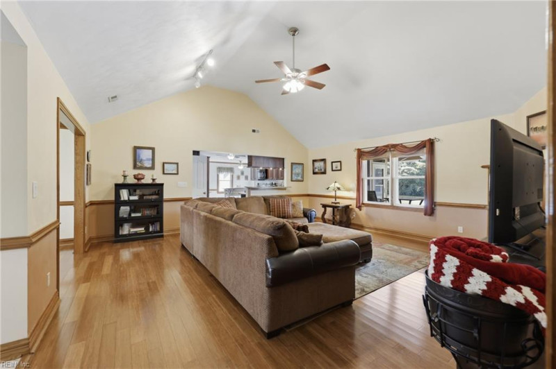 Photo 9 of 49 residential for sale in Chesapeake virginia