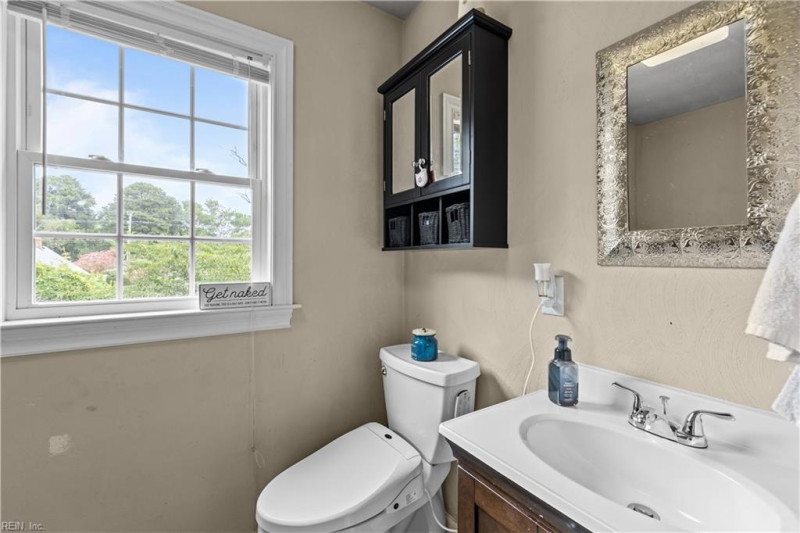 Photo 21 of 32 residential for sale in Norfolk virginia