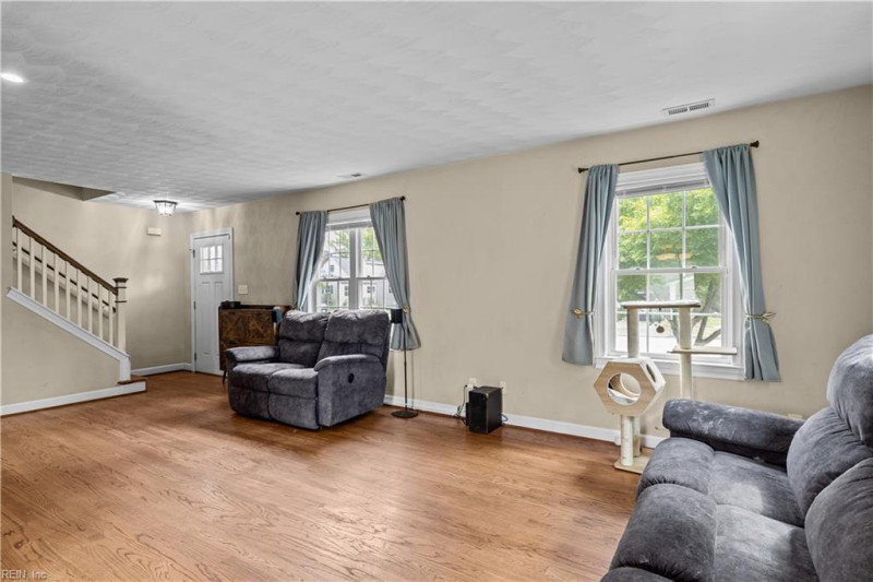 Photo 31 of 32 residential for sale in Norfolk virginia