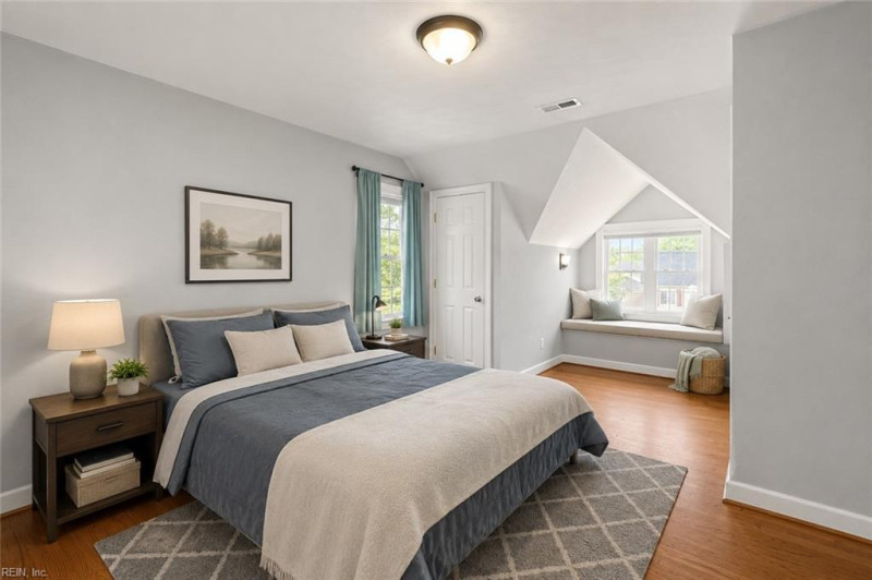Photo 6 of 32 residential for sale in Norfolk virginia