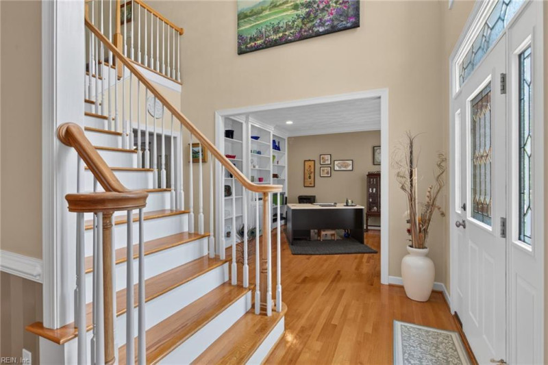 Photo 12 of 47 residential for sale in Virginia Beach virginia