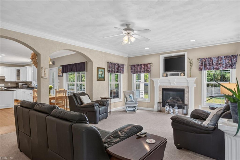Photo 23 of 47 residential for sale in Virginia Beach virginia