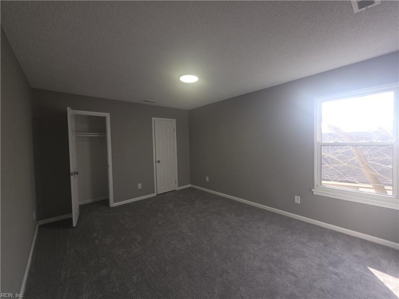 Photo 8 of 17 residential for sale in Virginia Beach virginia