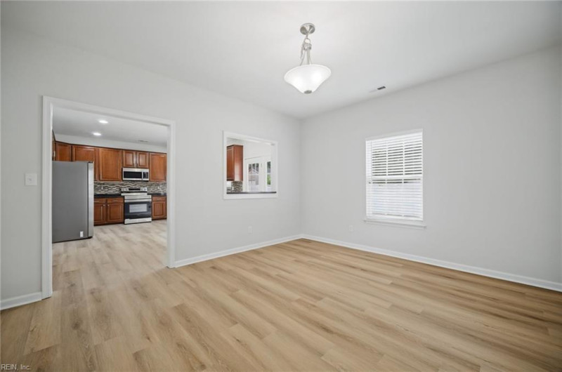 Photo 10 of 40 residential for sale in Norfolk virginia