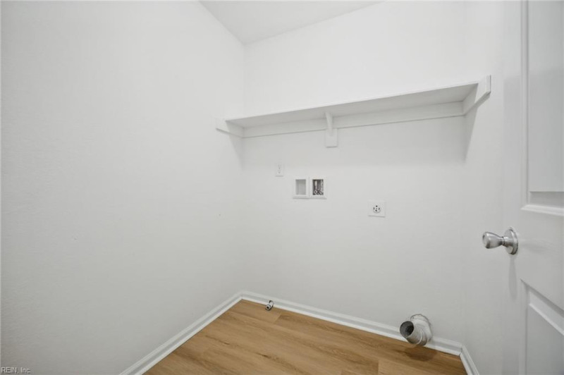 Photo 29 of 40 residential for sale in Norfolk virginia