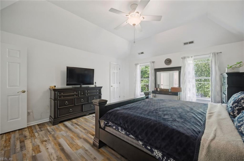 Photo 15 of 50 residential for sale in Virginia Beach virginia