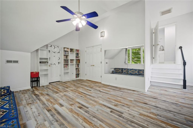 Photo 4 of 50 residential for sale in Virginia Beach virginia