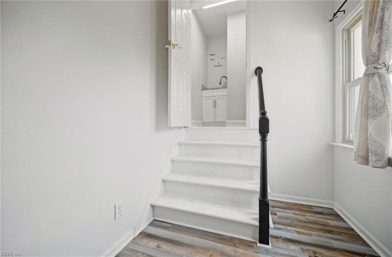 Photo 5 of 50 residential for sale in Virginia Beach virginia