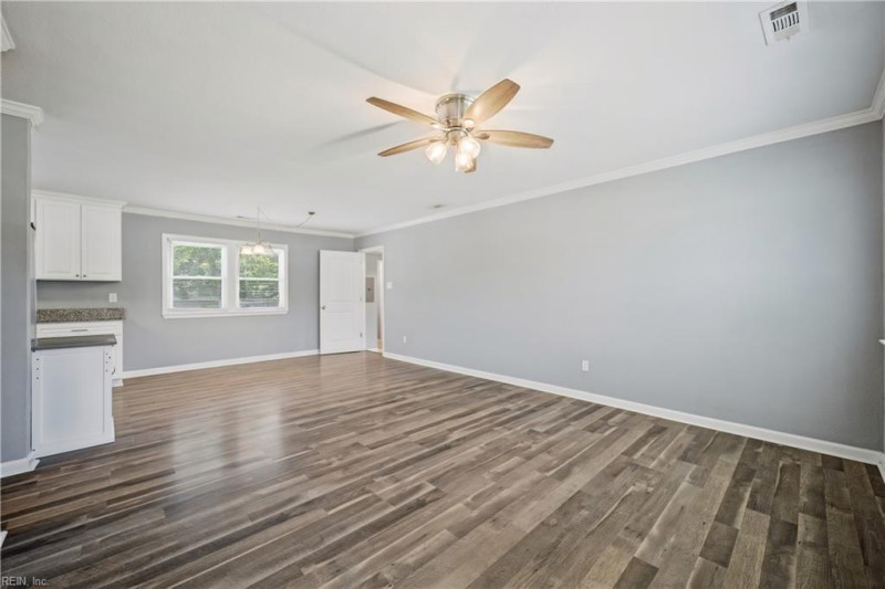 Photo 5 of 26 residential for sale in Hampton virginia