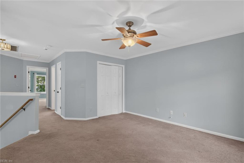 Photo 20 of 38 residential for sale in York County virginia