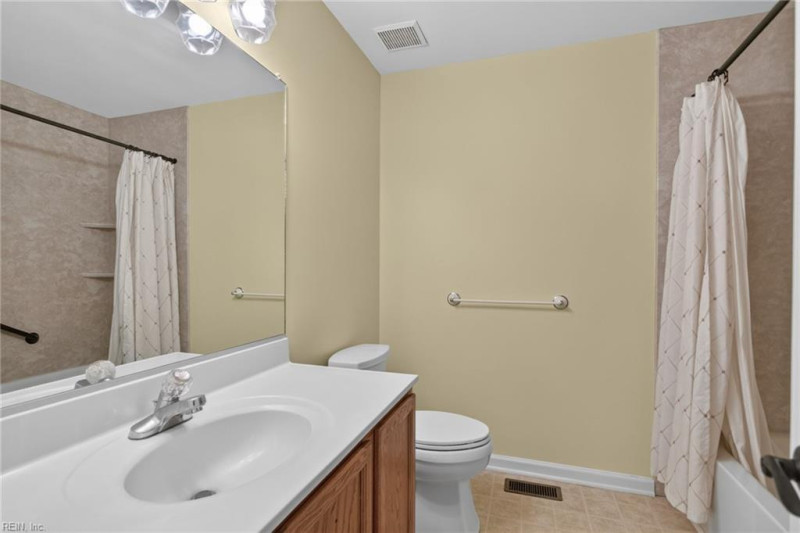 Photo 22 of 38 residential for sale in York County virginia