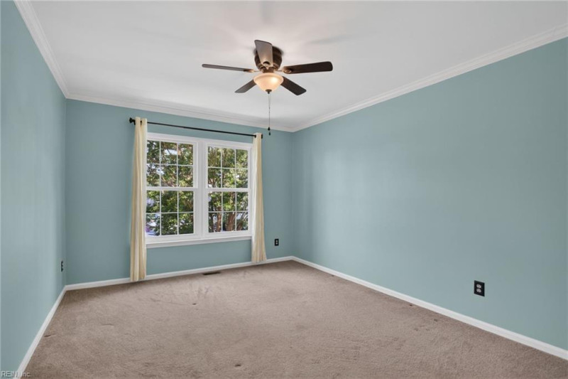 Photo 23 of 38 residential for sale in York County virginia