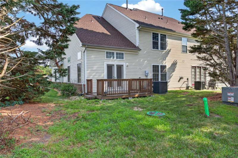 Photo 36 of 38 residential for sale in York County virginia
