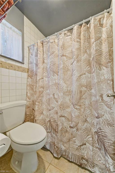 Photo 19 of 38 residential for sale in Virginia Beach virginia