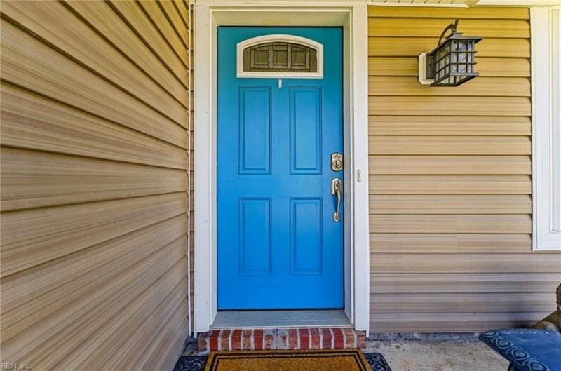 Photo 5 of 38 residential for sale in Virginia Beach virginia