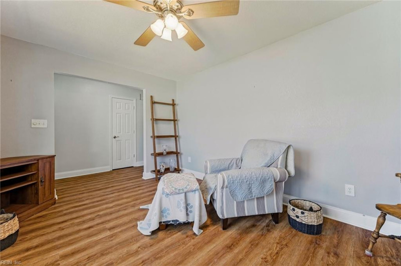 Photo 8 of 38 residential for sale in Virginia Beach virginia