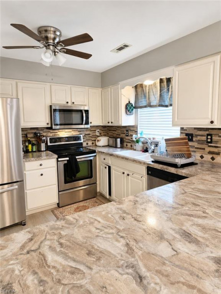 Photo 6 of 12 residential for sale in Suffolk virginia Photo 6 of 12 residential for sale in Suffolk virginia