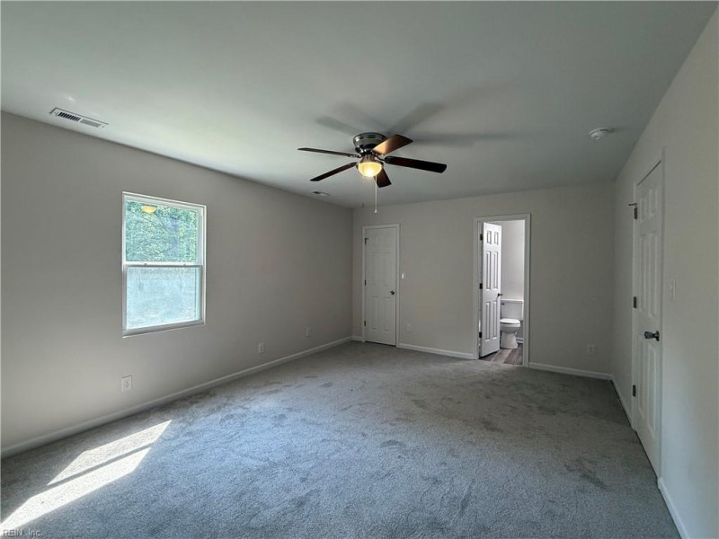 Photo 8 of 10 residential for sale in Chesapeake virginia