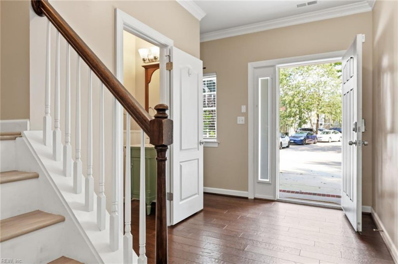 Photo 3 of 47 residential for sale in Virginia Beach virginia