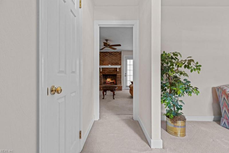 Photo 13 of 38 residential for sale in Franklin virginia