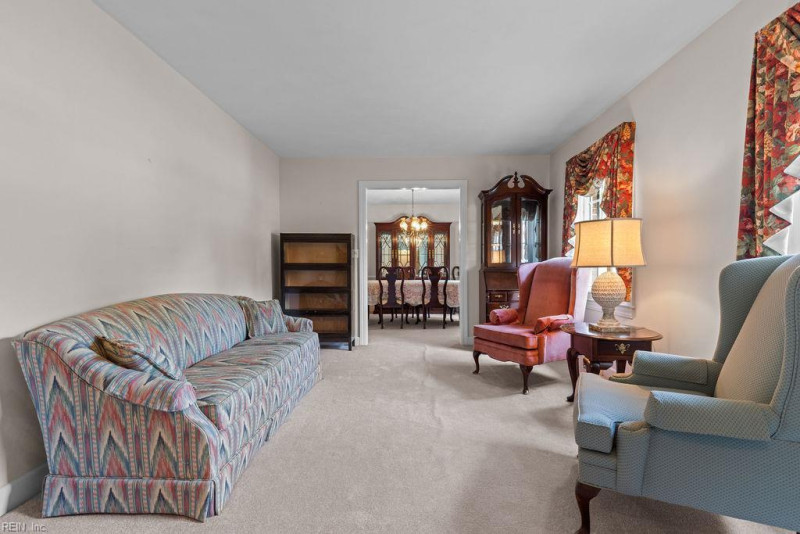 Photo 14 of 38 residential for sale in Franklin virginia