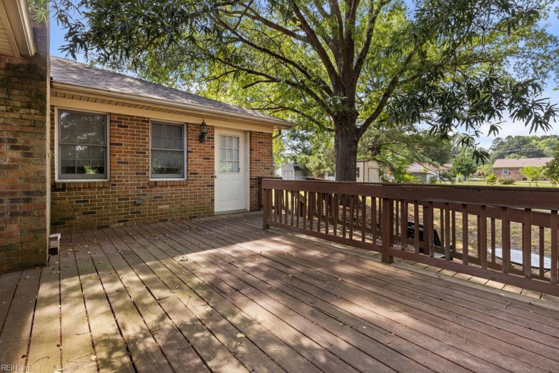 Photo 35 of 38 residential for sale in Franklin virginia
