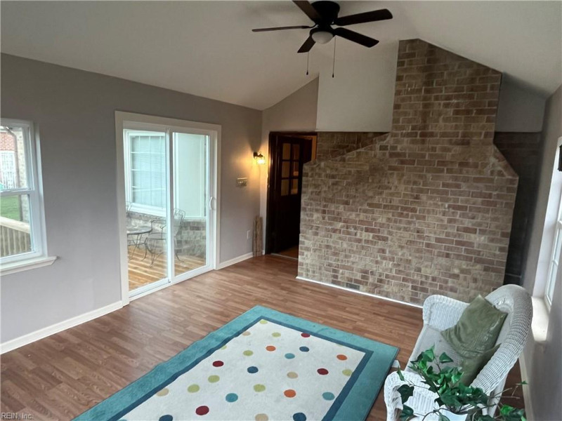 Photo 16 of 32 residential for sale in Chesapeake virginia