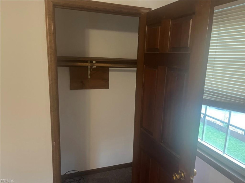 Photo 23 of 32 residential for sale in Chesapeake virginia