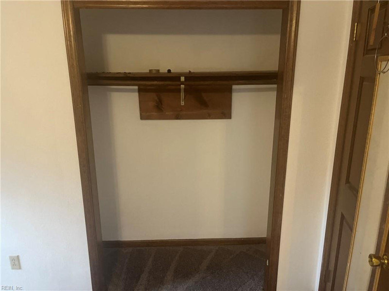 Photo 24 of 32 residential for sale in Chesapeake virginia