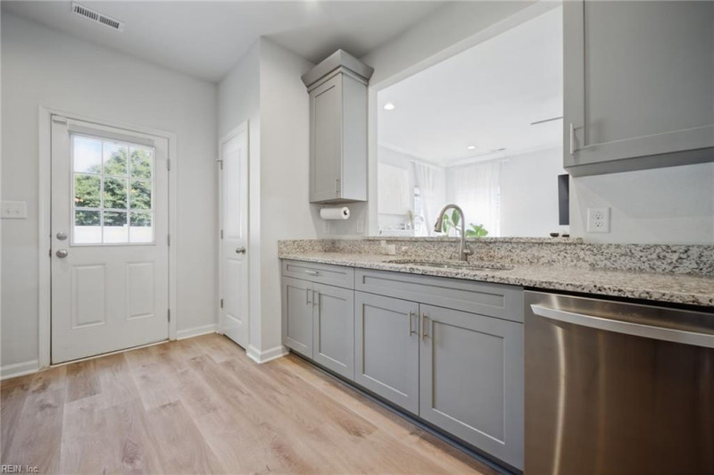 Photo 15 of 46 residential for sale in Hampton virginia Photo 15 of 46 residential for sale in Hampton virginia
