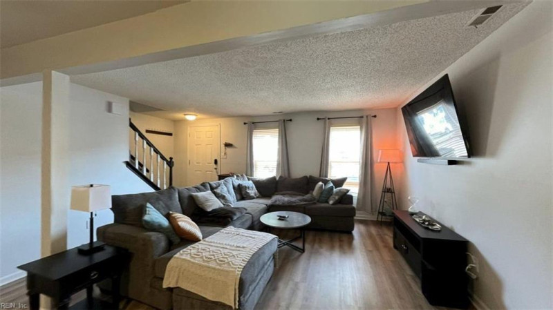 Photo 10 of 49 residential for sale in Virginia Beach virginia
