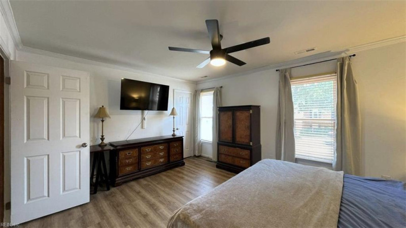Photo 35 of 49 residential for sale in Virginia Beach virginia