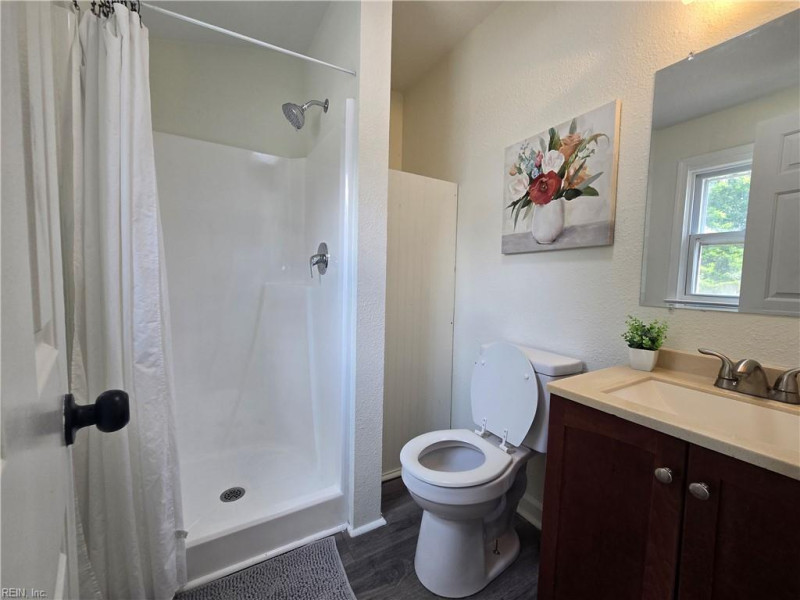 Photo 13 of 27 residential for sale in Chesapeake virginia Photo 13 of 27 residential for sale in Chesapeake virginia