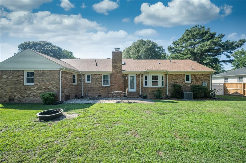 Photo 35 of 39 residential for sale in Chesapeake virginia Photo 35 of 39 residential for sale in Chesapeake virginia